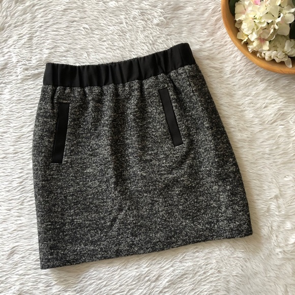 LOFT Dresses & Skirts - Loft Black Grey Skirt
